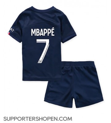 Paris Saint-Germain Kylian Mbappe #7 Hemmatröja Barn 2022-23 Kortärmad (+ korta byxor)